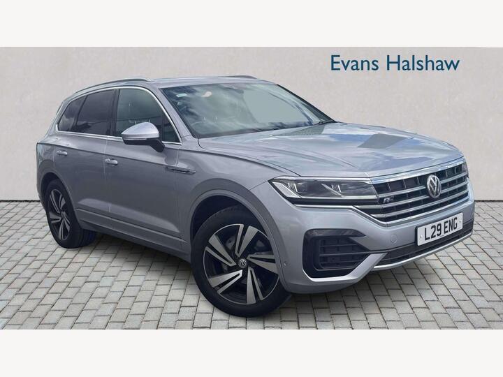 Volkswagen TOUAREG DIESEL ESTATE 3.0 TDI V6 R-Line Tech Tiptronic 4Motion Euro 6 (s/s) 5dr