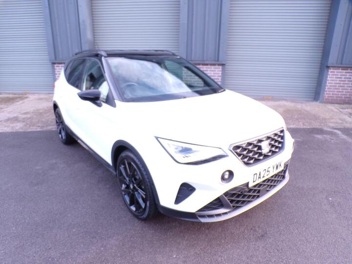 SEAT Arona 1.0 TSI FR Black Edition Euro 6 (s/s) 5dr