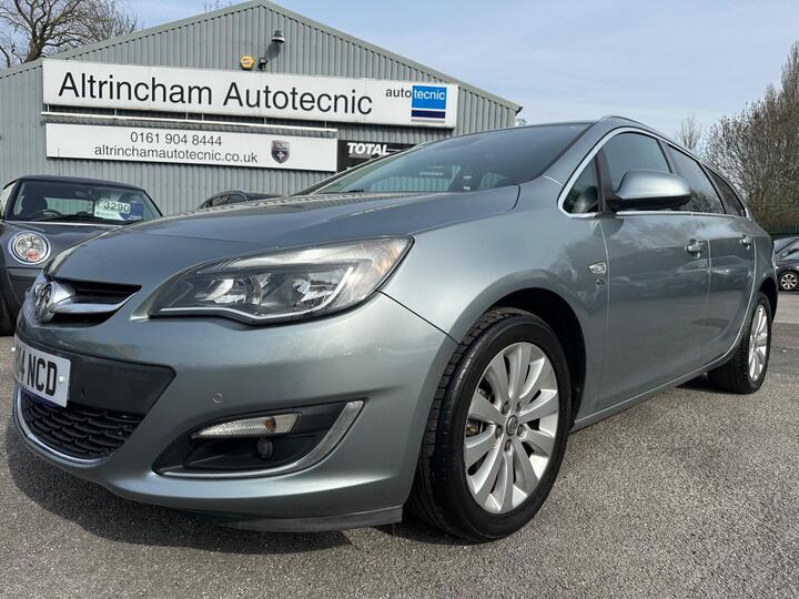 Vauxhall Astra 2.0 CDTi Elite Sports Tourer Euro 5 (s/s) 5dr Vauxhall Astra 2.0 CDTi Elite Sports Tourer Euro 5 (s/s) 5dr