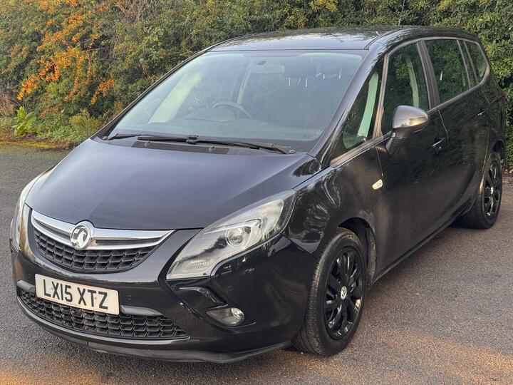 Vauxhall Zafira Tourer 1.8 16V Exclusiv Euro 5 5dr Vauxhall Zafira Tourer 1.8 16V Exclusiv Euro 5 5dr