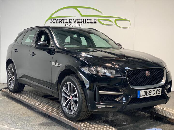 Jaguar F-PACE 2.0 D180 R-Sport Auto AWD Euro 6 (s/s) 5dr Jaguar F-PACE 2.0 D180 R-Sport Auto AWD Euro 6 (s/s) 5dr