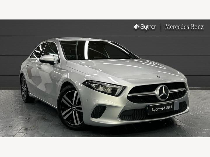 Mercedes-Benz A CLASS 1.3 A200 Sport (Executive) 7G-DCT Euro 6 (s/s) 4dr