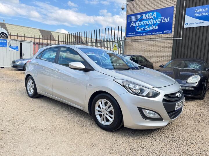Hyundai I30 1.6 CRDi Blue Drive Active Euro 5 (s/s) 5dr