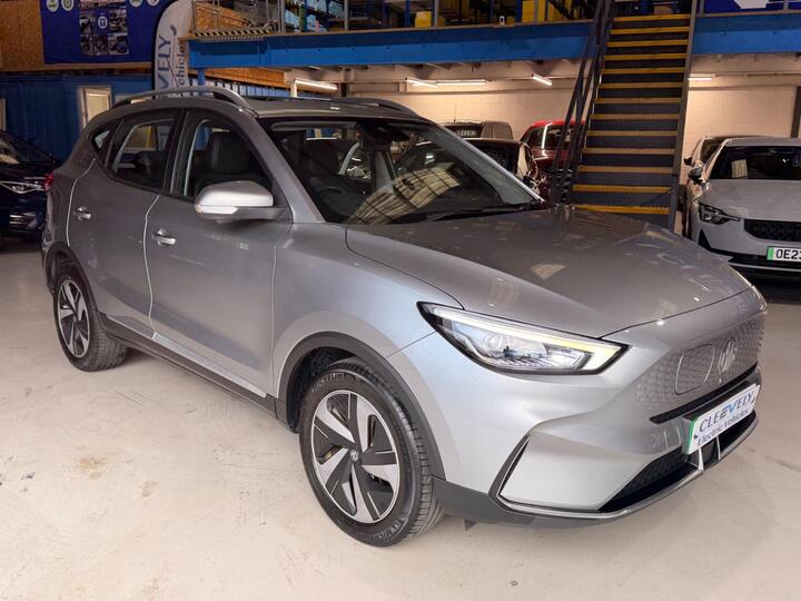 MG MG ZS 72.6kWh Trophy Connect Long Range Auto 5dr