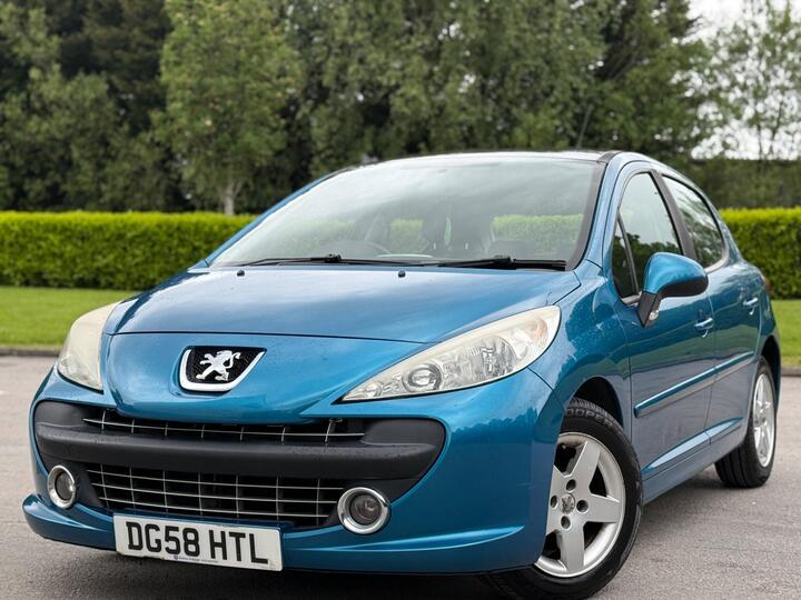 Peugeot 207 1.4 VTi Cielo 5dr