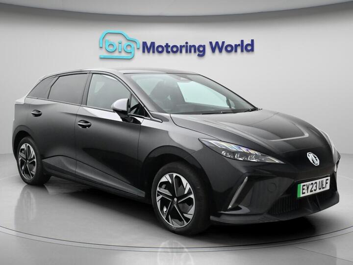 MG MG4 64kWh Trophy Long Range Auto 5dr