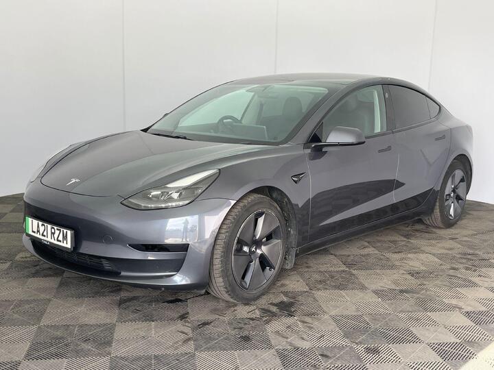 Tesla Model 3 Standard Range Plus Auto RWD 4dr