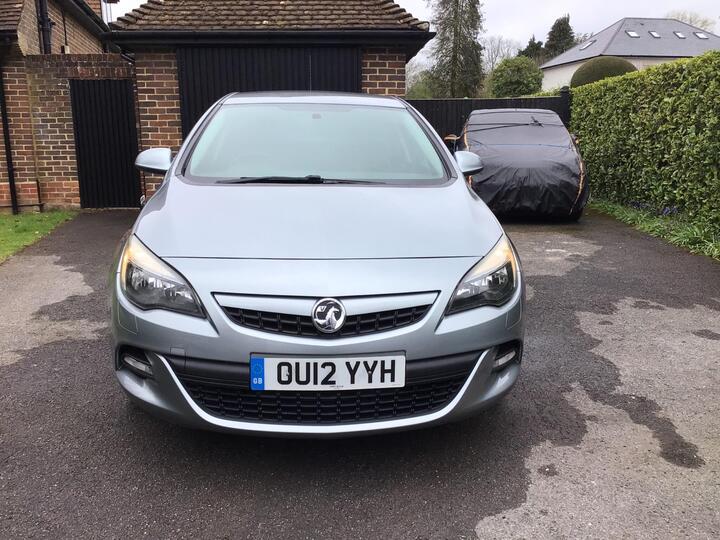 Vauxhall Astra 2.0 CDTi SRi VX Line Euro 5 (s/s) 5dr