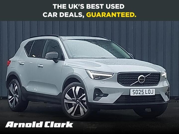 Volvo XC40 2.0 B3 MHEV Ultra Dark DCT Auto Euro 6 (s/s) 5dr