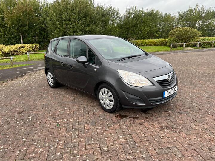 Vauxhall Meriva 1.4 16V Exclusiv Euro 5 5dr Vauxhall Meriva 1.4 16V Exclusiv Euro 5 5dr