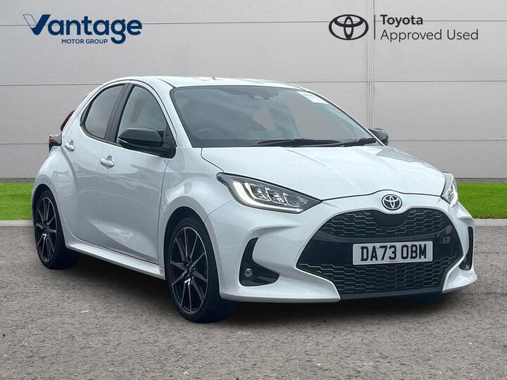 Toyota Yaris 1.5 VVT-h GR SPORT E-CVT Euro 6 (s/s) 5dr