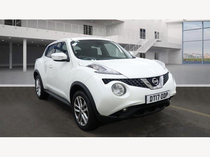 Nissan Juke 1.2 DIG-T N-Connecta Euro 6 (s/s) 5dr Nissan Juke 1.2 DIG-T N-Connecta Euro 6 (s/s) 5dr