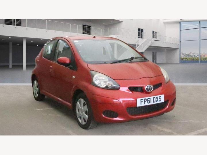 Toyota AYGO 1.0 VVT-i Ice Euro 5 5dr