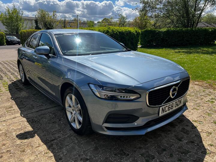 Volvo S90 2.0 D4 Momentum Auto Euro 6 (s/s) 4dr