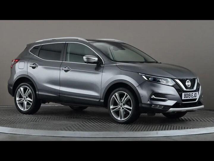 Nissan Qashqai 1.3 DIG-T N-Motion Euro 6 (s/s) 5dr