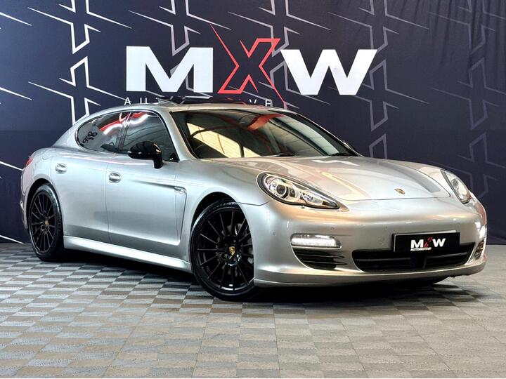 Porsche Panamera 4.8 V8 4S PDK 4WD Euro 5 (s/s) 5dr