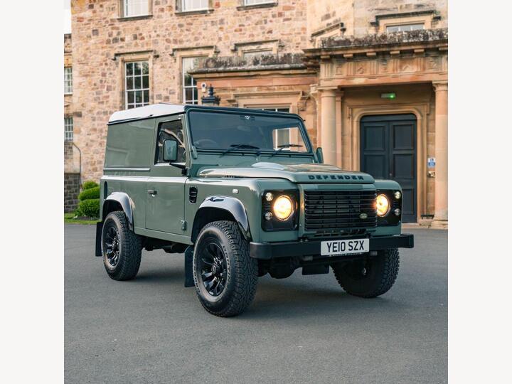 Land Rover DEFENDER 2.4 TDCi Hard Top SUV 4WD SWB Euro 4 3dr Land Rover DEFENDER 2.4 TDCi Hard Top SUV 4WD SWB Euro 4 3dr