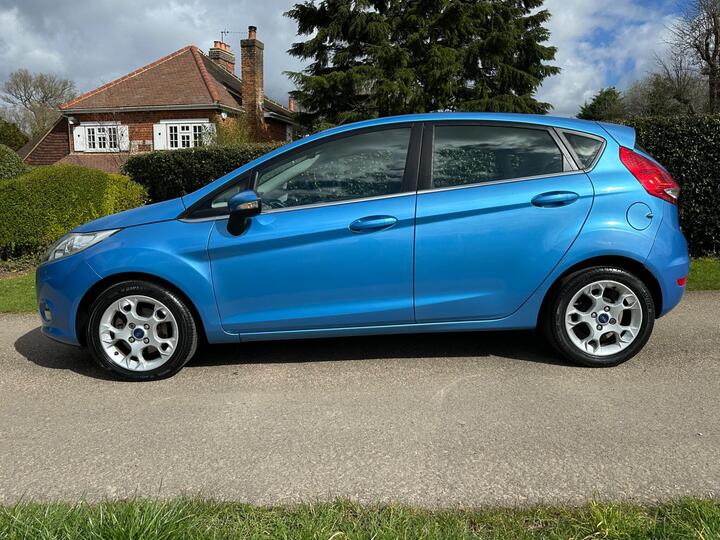 Ford Fiesta 1.4 Zetec 5dr