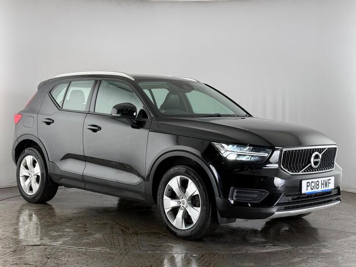 Volvo XC40 2.0 T4 Momentum Auto AWD Euro 6 (s/s) 5dr