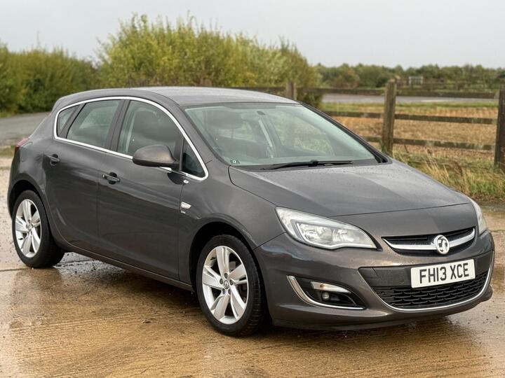 Vauxhall Astra 1.6 16v SRi Euro 5 5dr