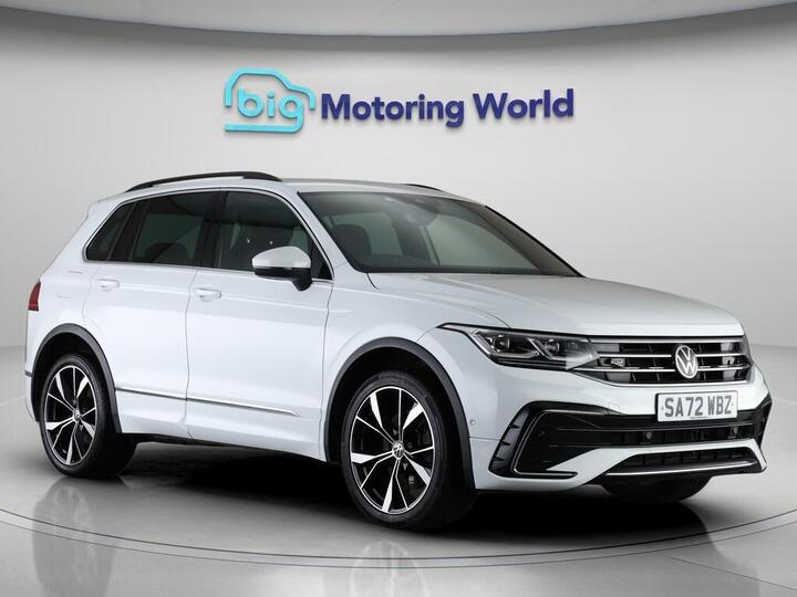 Volkswagen Tiguan 1.4 TSI 13kWh R-Line DSG Euro 6 (s/s) 5dr Volkswagen Tiguan 1.4 TSI 13kWh R-Line DSG Euro 6 (s/s) 5dr