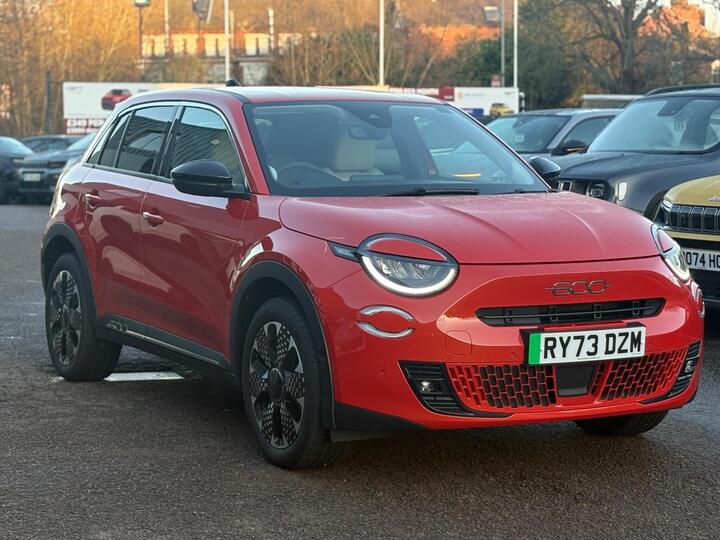 Fiat 600e 54kWh La Prima Auto 5dr