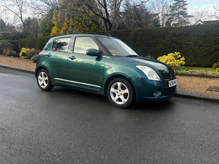 Suzuki Swift 1.5 GLX 5dr