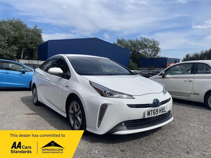 Toyota Prius 1.8 VVT-h Business Edition Hatchback 5dr Petrol Hybrid CVT Euro 6 (s/s) (122 Ps)