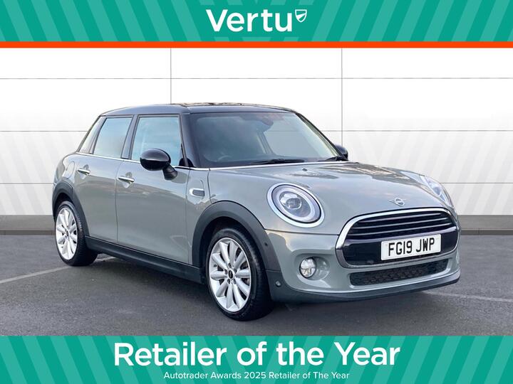 MINI Hatchback 1.5 Cooper Classic Euro 6 (s/s) 5dr