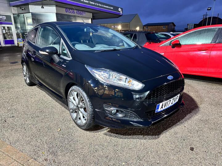 Ford Fiesta 1.0T EcoBoost ST-Line Euro 6 (s/s) 3dr Ford Fiesta 1.0T EcoBoost ST-Line Euro 6 (s/s) 3dr
