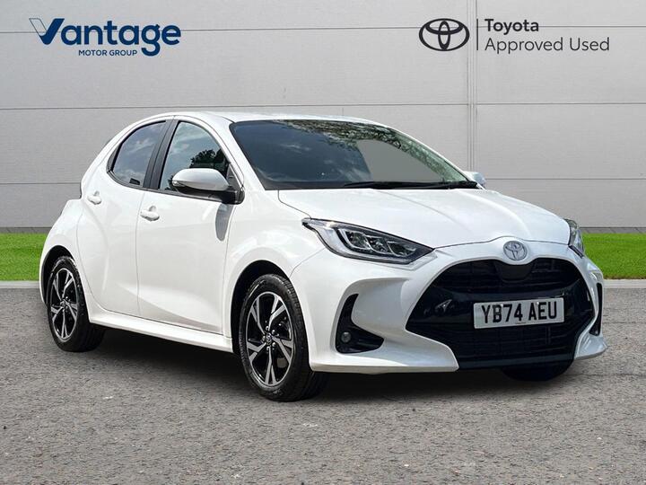 Toyota Yaris 1.5 VVT-h Design E-CVT Euro 6 (s/s) 5dr