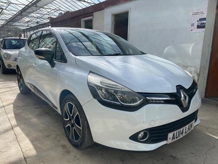 Renault Clio 1.2 16V Dynamique MediaNav Euro 5 5dr Renault Clio 1.2 16V Dynamique MediaNav Euro 5 5dr