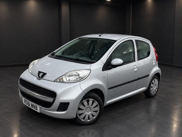 Peugeot 107 1.0 12V Urban Euro 5 5dr