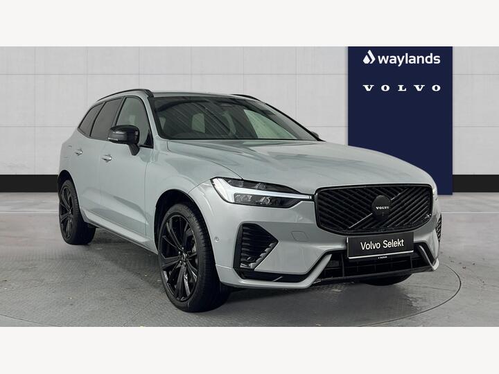 Volvo XC60 2.0 B5 MHEV Plus Black Edition Auto AWD Euro 6 (s/s) 5dr