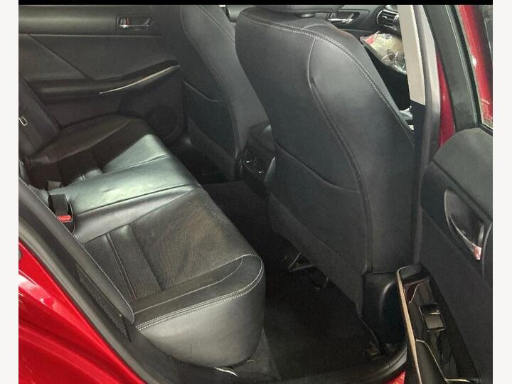 Lexus IS 2.5 300h Executive Edition E-CVT Euro 5 (s/s) 4dr