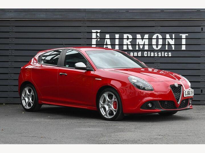 Alfa Romeo Giulietta 1.4 TB MultiAir Speciale TCT Euro 6 (s/s) 5dr Alfa Romeo Giulietta 1.4 TB MultiAir Speciale TCT Euro 6 (s/s) 5dr