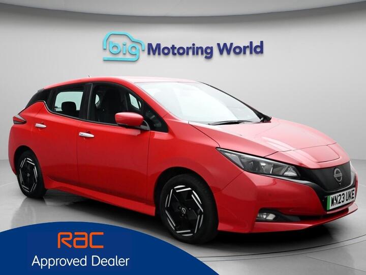 Nissan Leaf 39kWh Acenta Auto 5dr Nissan Leaf 39kWh Acenta Auto 5dr