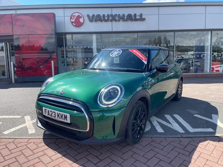 MINI Hatch 1.5 Cooper Classic Steptronic Euro 6 (s/s) 3dr