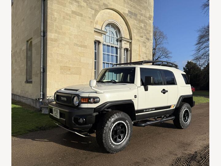 Toyota FJ Cruiser Special Edition -  Factory Off-Road Pack