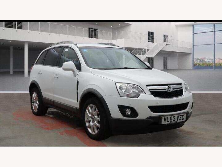 Vauxhall Antara 2.2 CDTi Exclusiv 4WD Euro 5 (s/s) 5dr Vauxhall Antara 2.2 CDTi Exclusiv 4WD Euro 5 (s/s) 5dr