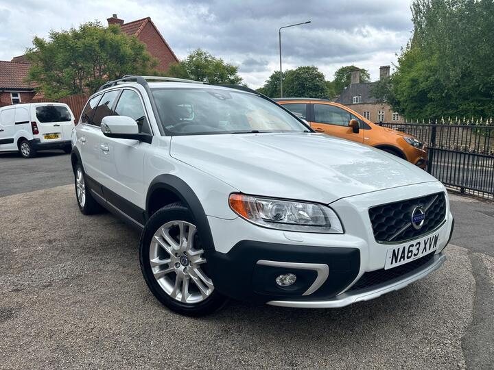 Volvo XC70 2.4 D5 SE Lux AWD Euro 5 (s/s) 5dr