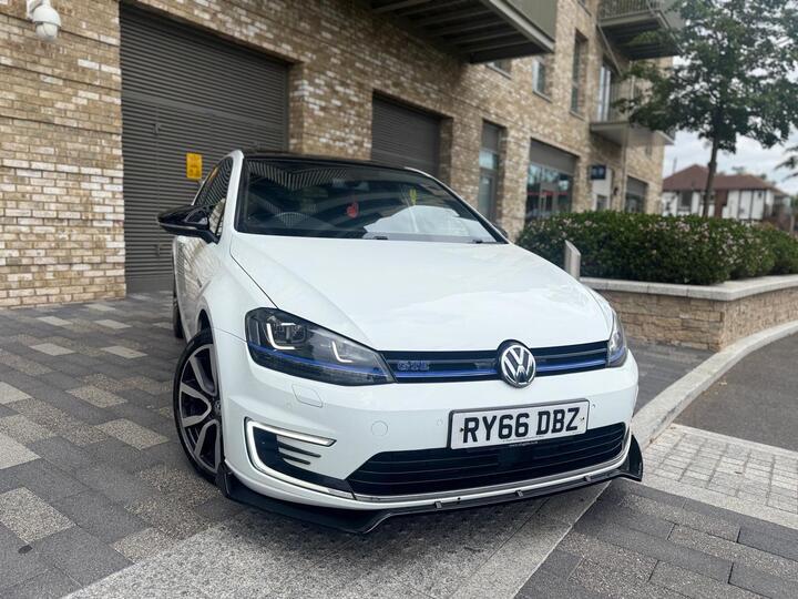 Volkswagen Golf 1.4 TSI GTE Nav DSG Euro 6 (s/s) 5dr