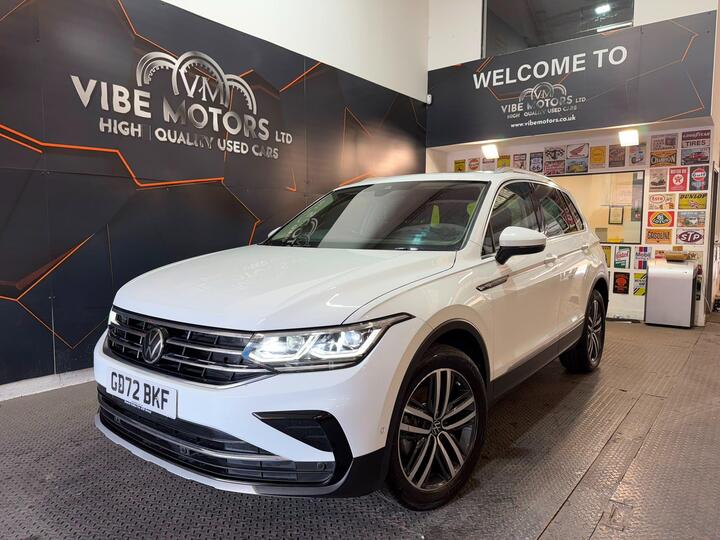 Volkswagen Tiguan 2.0 TSI Elegance DSG 4Motion Euro 6 (s/s) 5dr