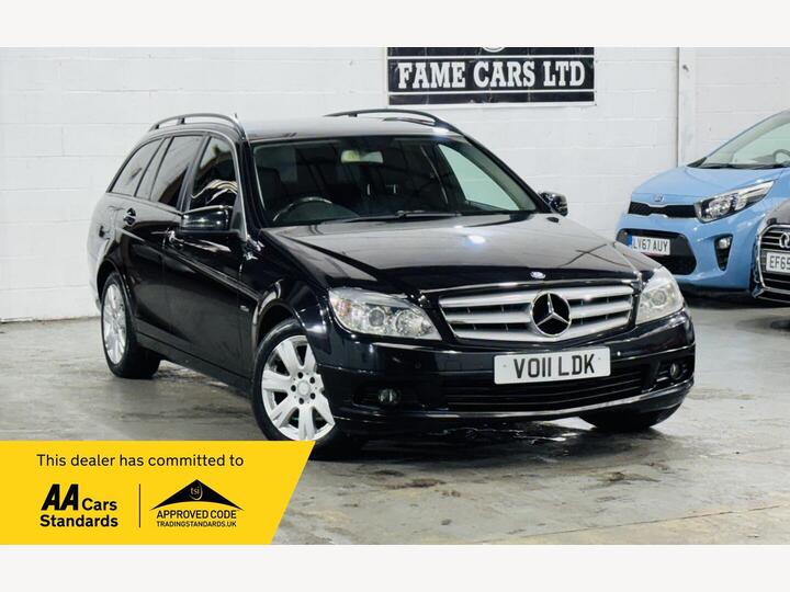 Mercedes-Benz C Class 2.1 C200 CDI BlueEfficiency Executive SE Auto Euro 5 5dr Mercedes-Benz C Class 2.1 C200 CDI BlueEfficiency Executive SE Auto Euro 5 5dr