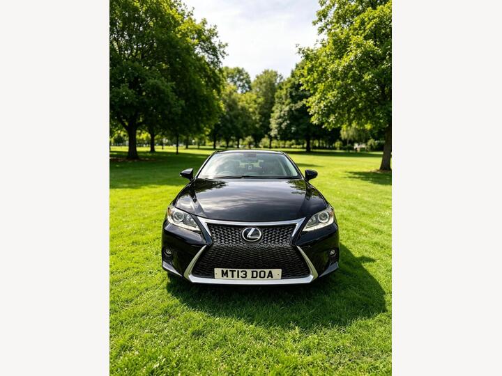 Lexus CT 1.8 200h Advance CVT Euro 5 (s/s) 5dr