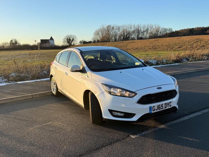 Ford Focus 1.6 Zetec Powershift Euro 6 5dr