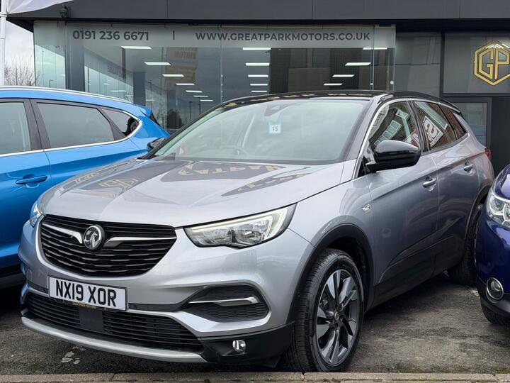Vauxhall Grandland X 1.2 Turbo Sport Nav Euro 6 (s/s) 5dr Vauxhall Grandland X 1.2 Turbo Sport Nav Euro 6 (s/s) 5dr