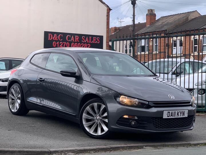 Volkswagen Scirocco 2.0 TDI BlueMotion Tech Euro 5 (s/s) 3dr Volkswagen Scirocco 2.0 TDI BlueMotion Tech Euro 5 (s/s) 3dr