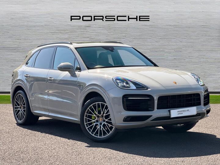 Porsche Cayenne 3.0 V6 E-Hybrid 17.9kWh Platinum Edition TiptronicS 4WD Euro 6 (s/s) 5dr (3.6kW Charger) Porsche Cayenne 3.0 V6 E-Hybrid 17.9kWh Platinum Edition TiptronicS 4WD Euro 6 (s/s) 5dr (3.6kW Charger)