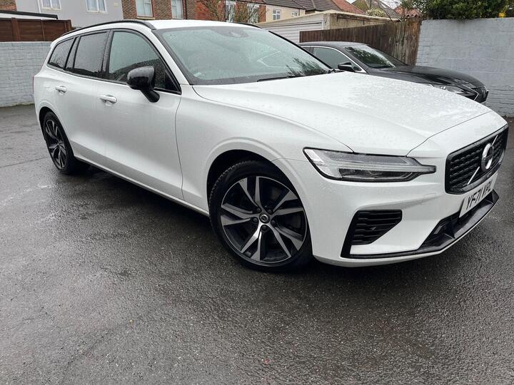 Volvo V60 2.0h T6 Recharge 11.6kWh R-Design Auto AWD Euro 6 (s/s) 5dr